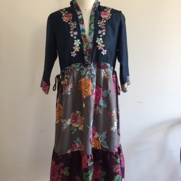 Johnny Was Dresses & Skirts - JOHNNY WAS Silk 3/4 Sleeve Flore Embroidery Dress